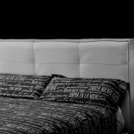 Black&White Suitte Plaza Noja Exterior foto